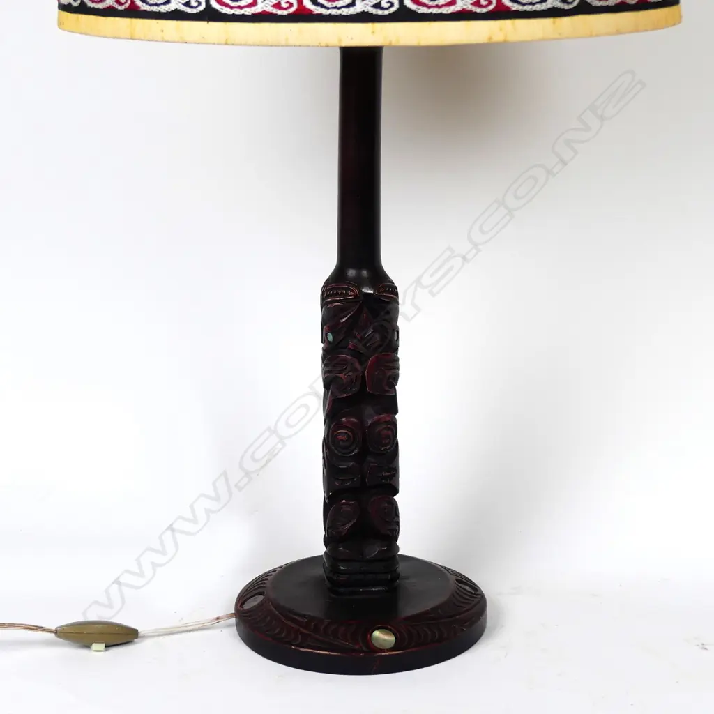A resin cast Maori design table lamp base with kowhaiwhai pattern shade Image 1++