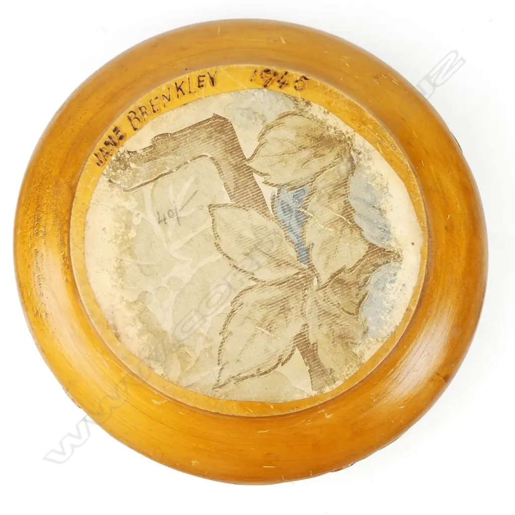 A Jane Brenkley Maori decorated circular lidded box Image 1++
