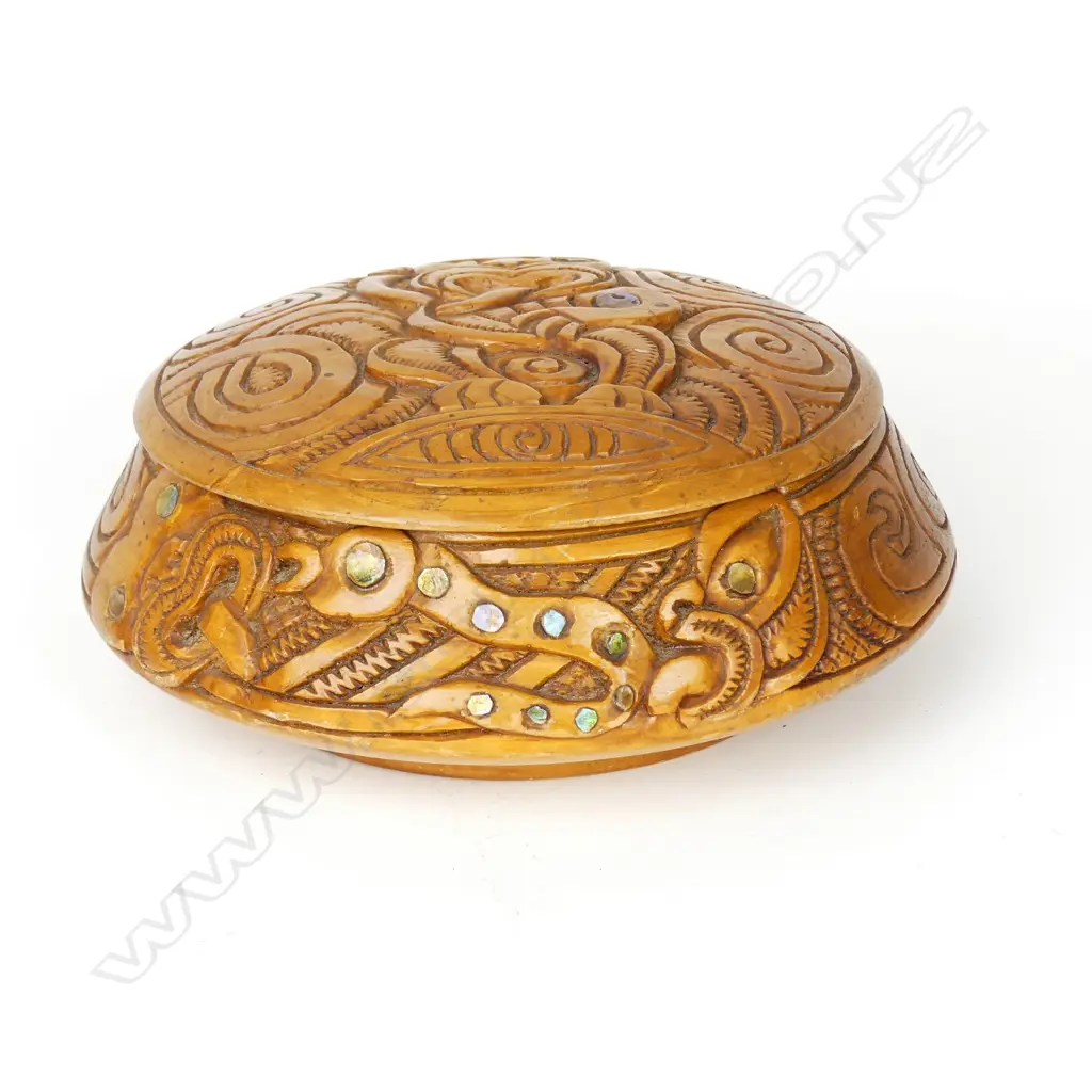 A Jane Brenkley Maori decorated circular lidded box Image 1++