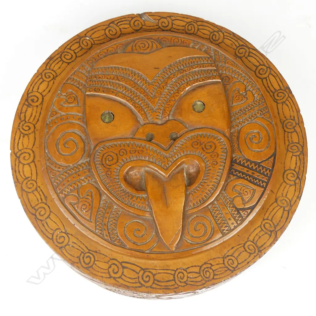 A Jane Brenkley Maori decorated flat circular box Image 1++