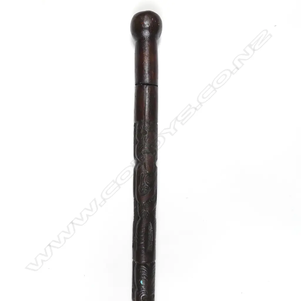 An early/mid-20thC Maori carved tokotoko/walking stick Image 1++