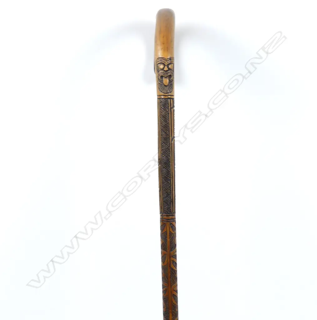 An early/mid-20thC Maori carved malacca cane walking stick Image 1++