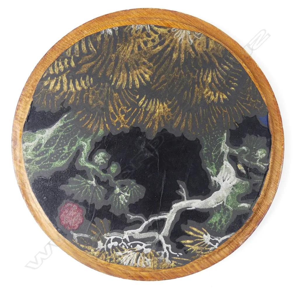 A Jane Brenkley Maori decorated circular lidded box Image 1++