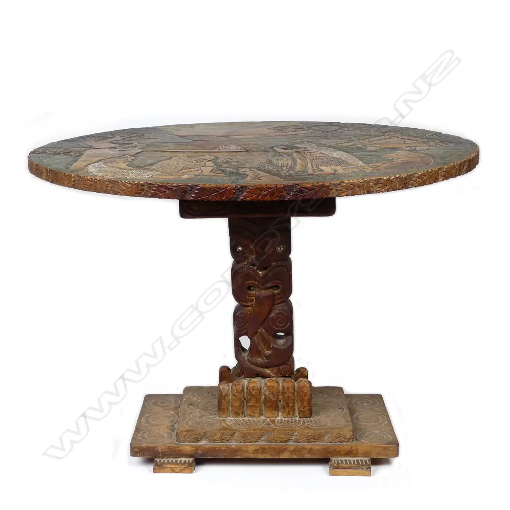 A Jane Brenkley folk art carved Maori design pedestal side table Image 1++