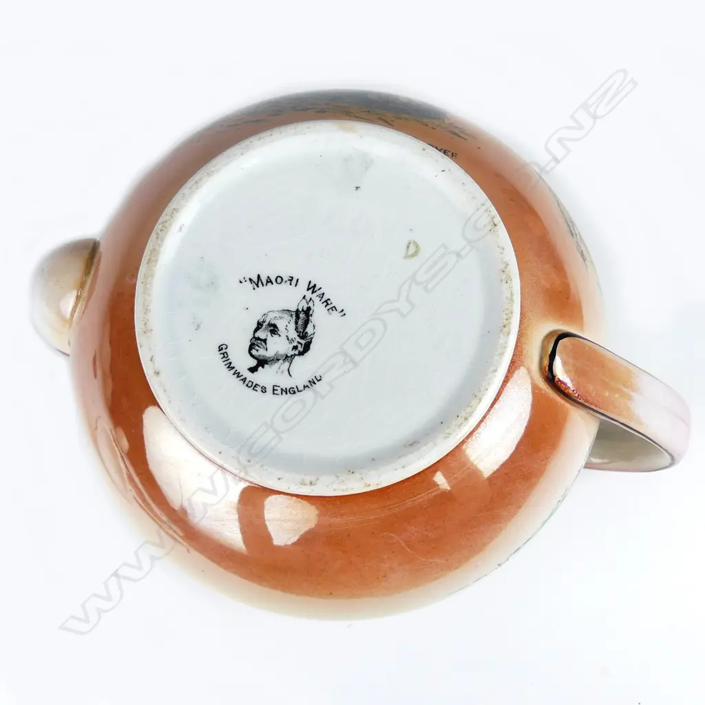 A Grimwades "Maori Ware" teapot Image 1++