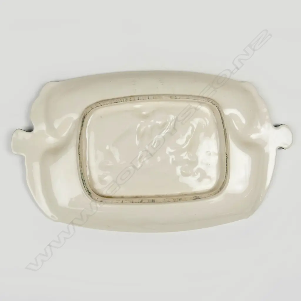 A Titian Studios Maui platter Image 1++