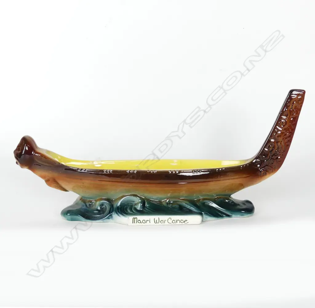 A Titian Studio model waka trough vase Image 1++