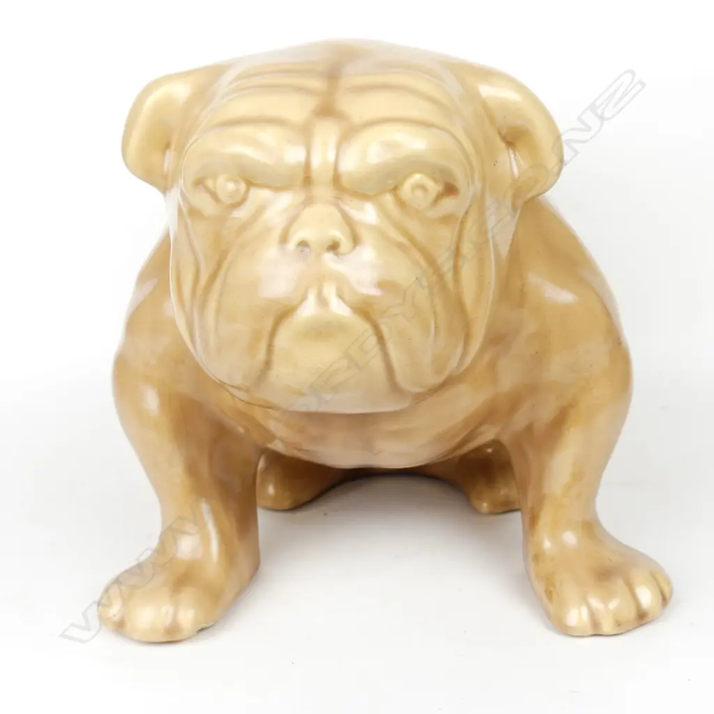 A rare Temuka Pottery sculptural bulldog heater Image 1++