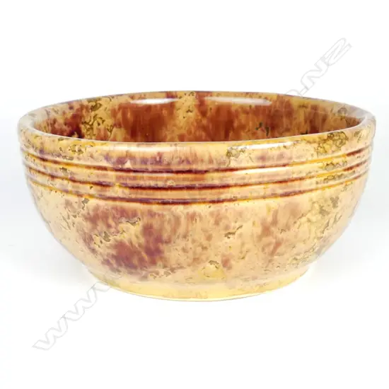 An early Crown Lynn (Amalgamated Brick & Pipe) large bowl