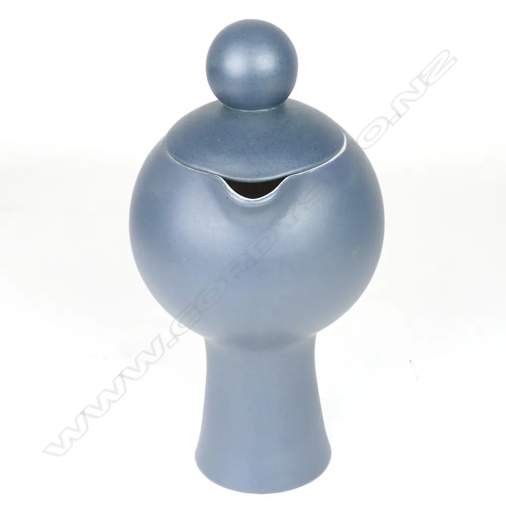 A Crown Lynn ball handled coffee pot designed by Dorothy Thorpe Image 1++