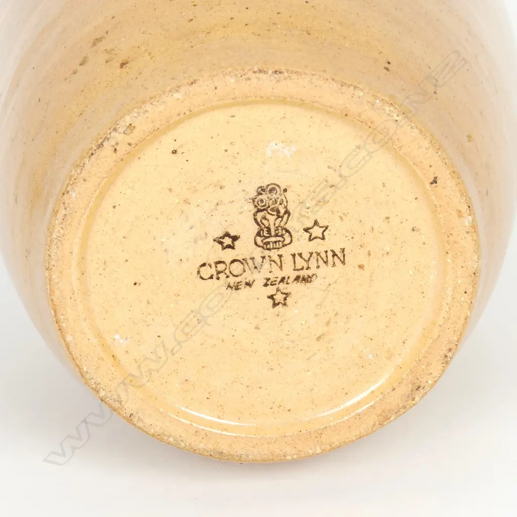 A Crown Lynn Arthur Rhodes tall vase Image 1++