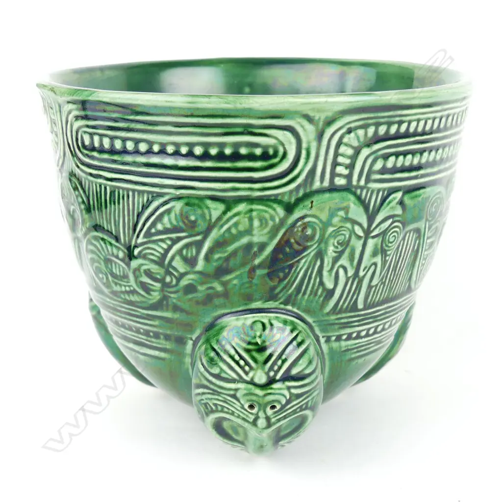A Crown Lynn Wharetana Maori Art Pottery 'Kokowai Bowl' Image 1++