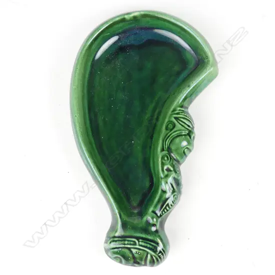 A Crown Lynn Wharetana Maori Art Pottery 'Mere or Wahaika' dish