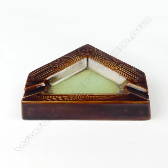 A Crown Lynn Wharetana Ware whare ashtray