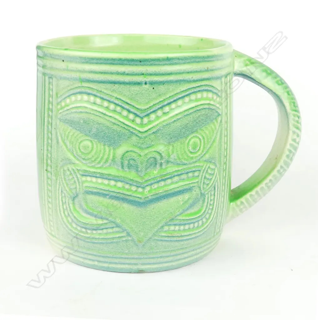 A Crown Lynn Wharetana ware 'Ruru and Weku' drinking mug Image 1++