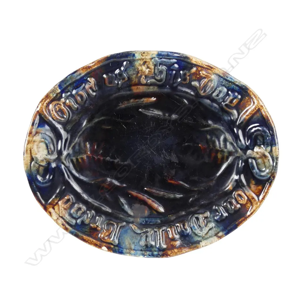 A Milton Pottery bread plate Image 1++