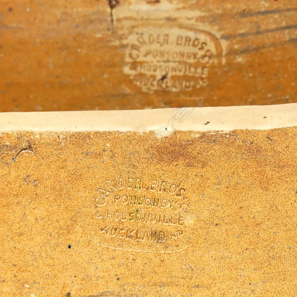A Carder Bros. salt glazed butler's sink Image 1++