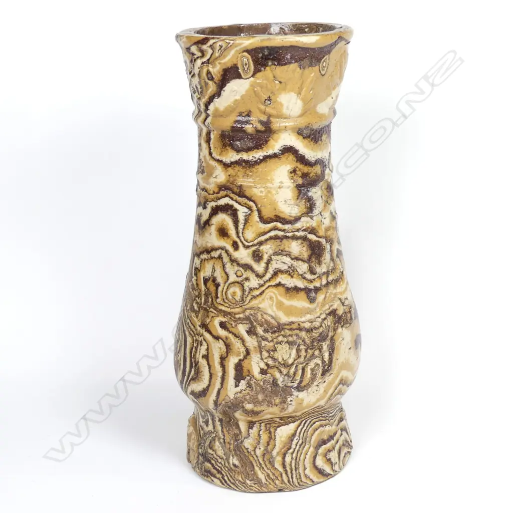 A rare Waimangaroa Brick & Pipe Works (Neighbours & Sons [Westland]) agate ware umbrella stand Image 1++