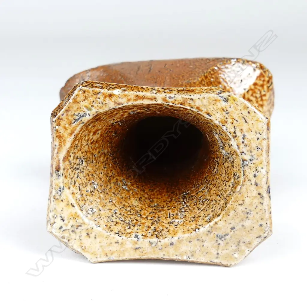 A c.1900 salt glazed bust of 'Lord Kitchener' Image 1++