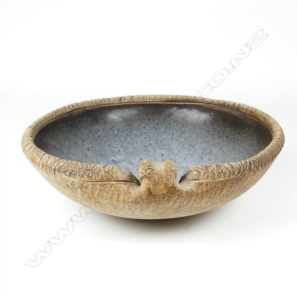 A large Len Castle 'Avian' bowl Image 1++