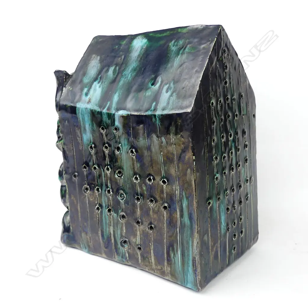 Bronwynne Cornish pottery sculpture 'Tylee Temple 1999' Image 1++