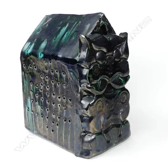 Bronwynne Cornish pottery sculpture 'Tylee Temple 1999'