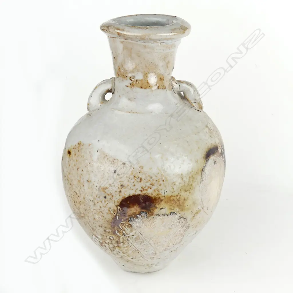 A Chester Nealie wood fired vessel Image 1++