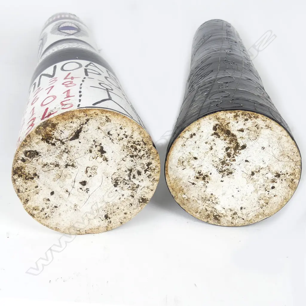 Two Stewart Fulljames (Rewa Gallery) earthenware ‘rockets’ Image 1++