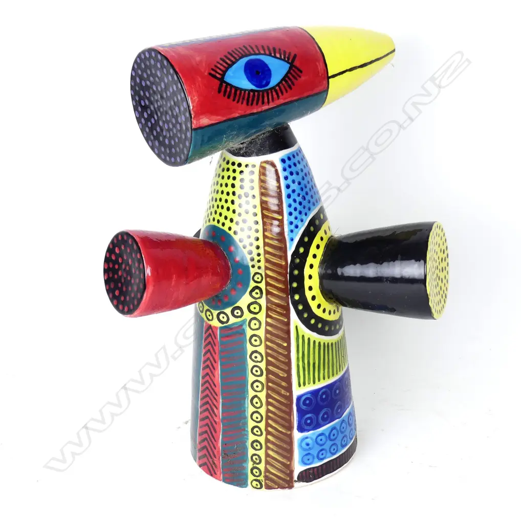 A Stewart Fulljames (Rewa Gallery) colourful ceramic bird Image 1++