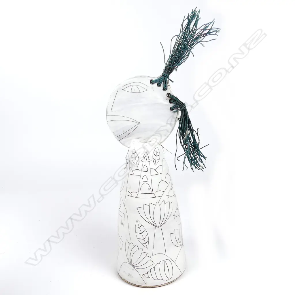 A Stewart Fulljames (Rewa Gallery) whiteware figure Image 1++