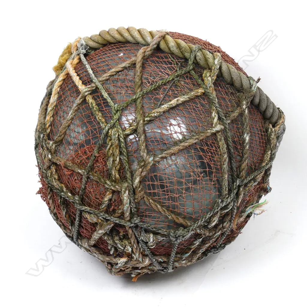 A glass fishing float Image 1++