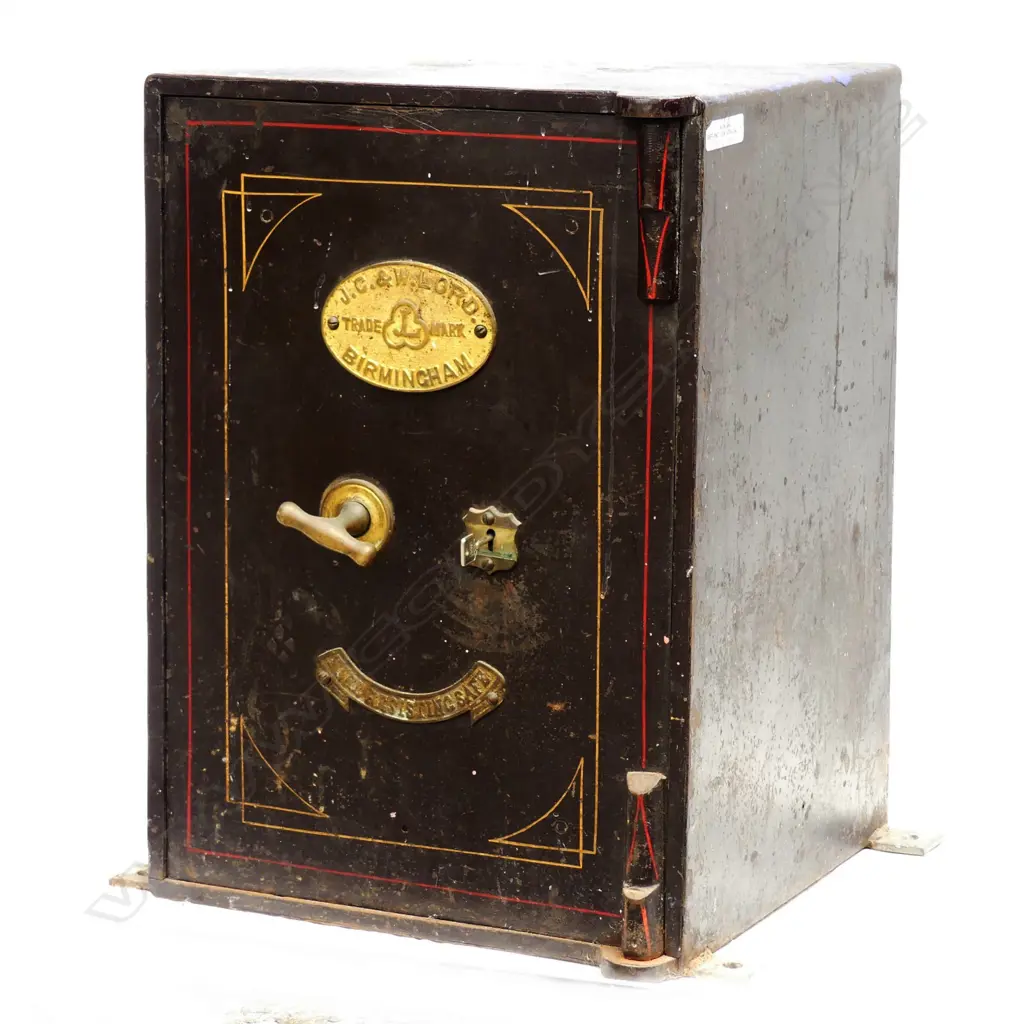 An early 20thC J.C & W.L Lord 'Fire Resisting' safe Image 1++