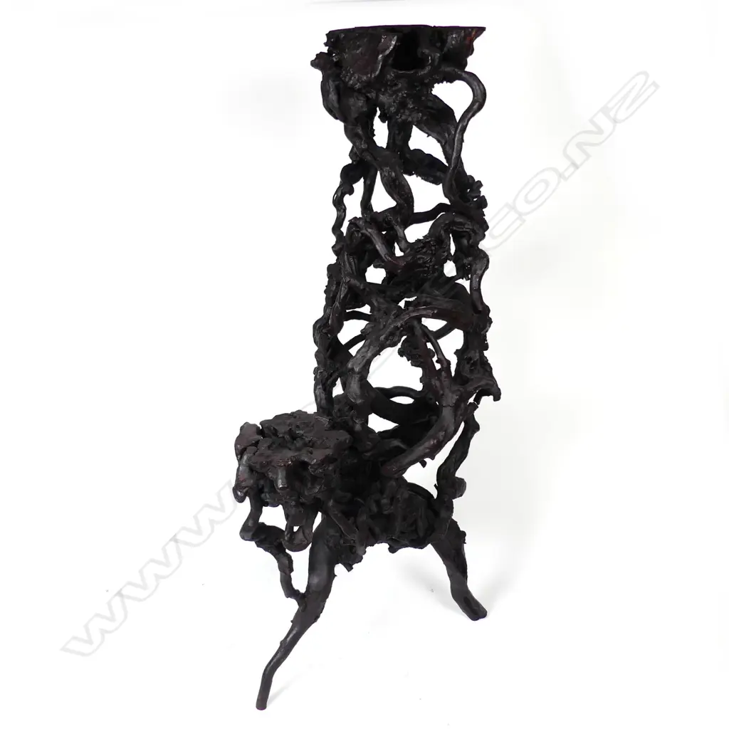 A root stock stand Image 1++