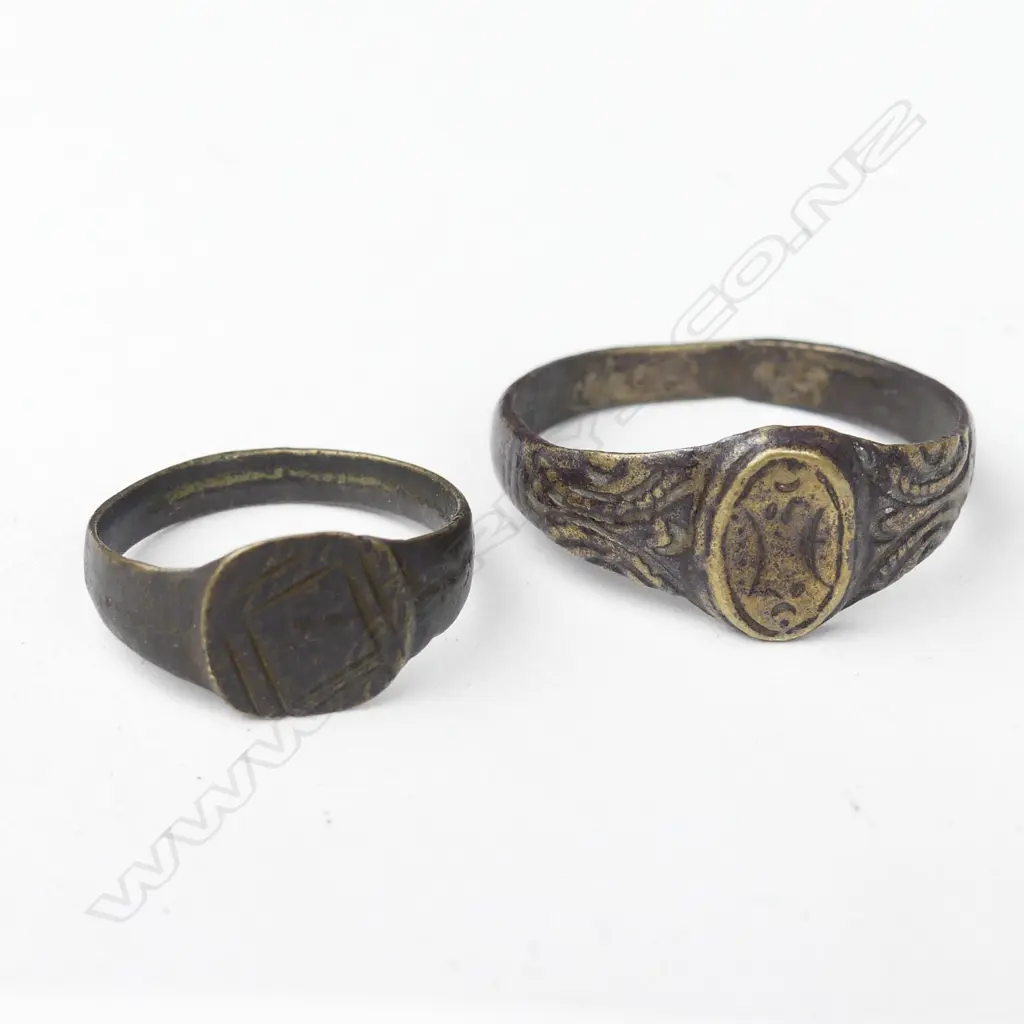 Two Ancient World bronze rings Image 1++