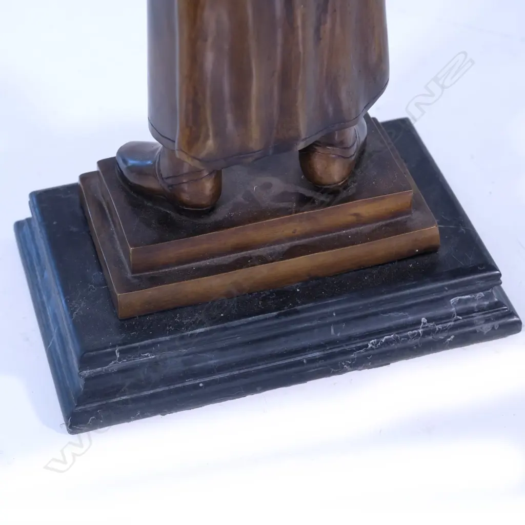 A bronze of Adolf Hitler Image 1++