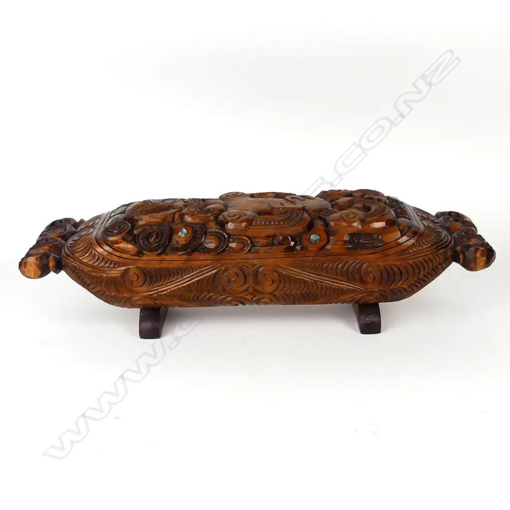 A c.1970s well carved waka huia Image 1++