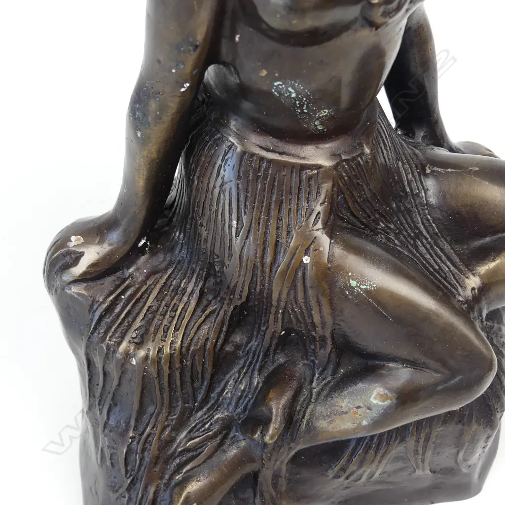 A modern bronze sculpture of Pania of the Reef Image 1++