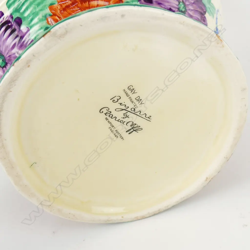 A large Clarice Cliff 'Bizarre' basket vase Image 1++