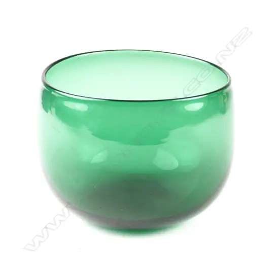 A 19thC Bristol green finger bowl