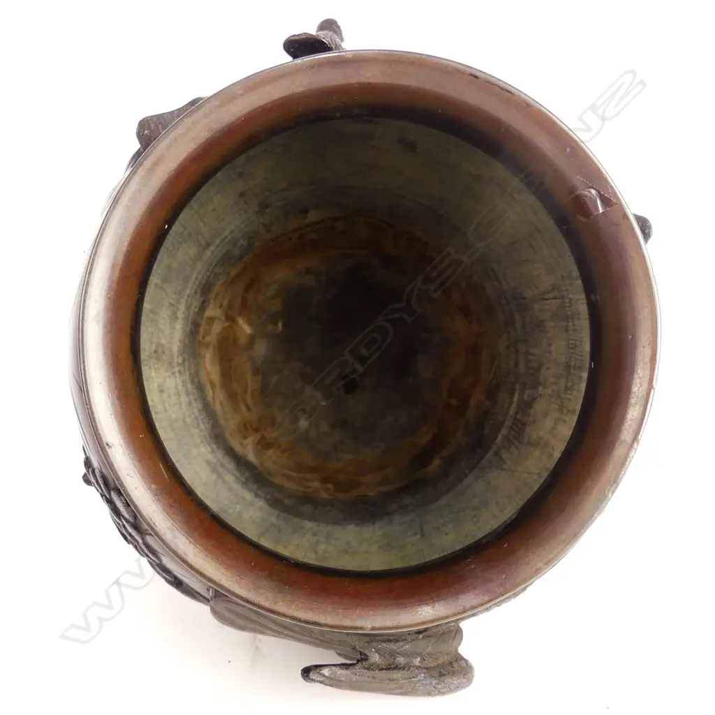 A Japanese Meiji period bronze vase Image 1++