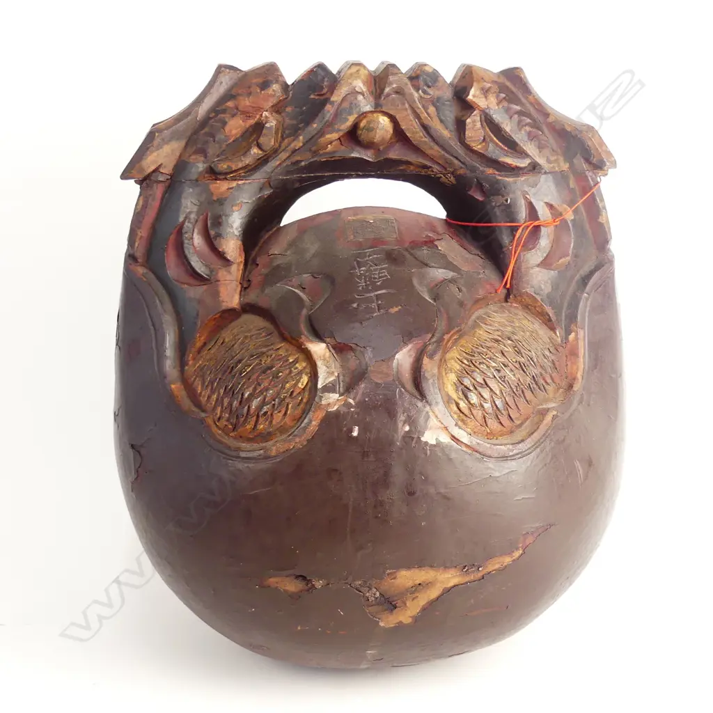 A large Japanese carved and lacquered wooden slit gong Image 1++