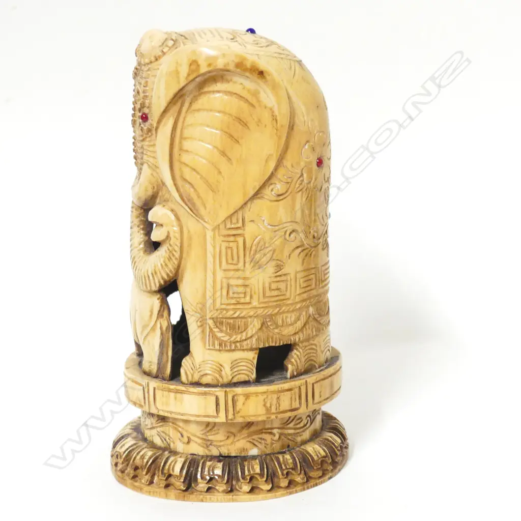 A carved ivory tusk section Image 1++