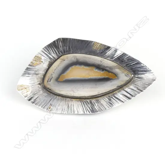A stylish 1960's/1970's New Zealand silver and gemstone panelled brooch