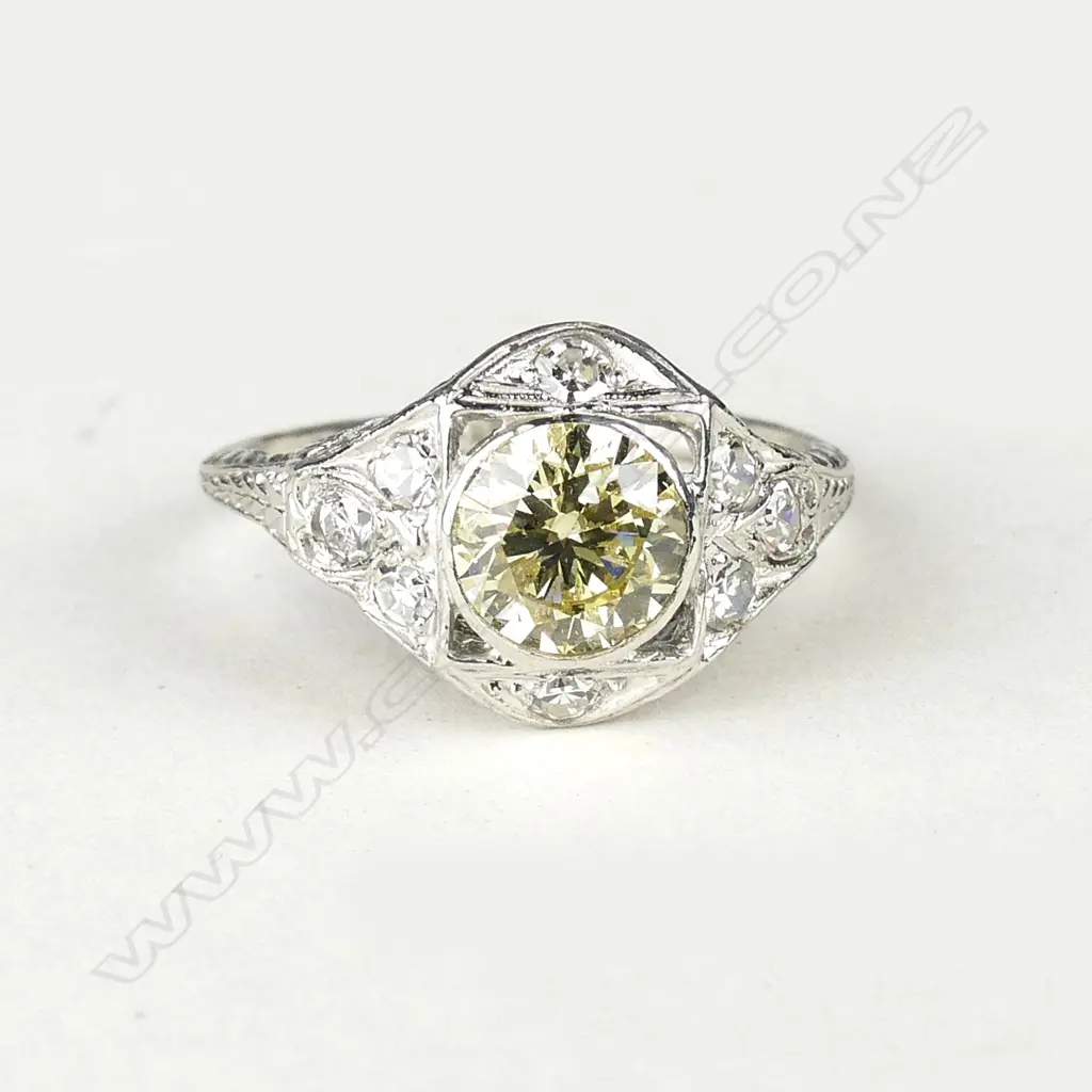 A platinum and 1.00ct diamond Art Deco style ring Image 1++