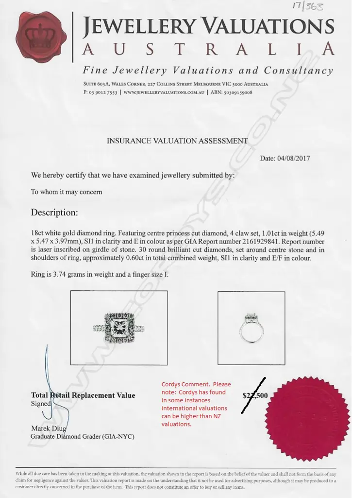 An 18ct white gold and diamond ring Image 1++