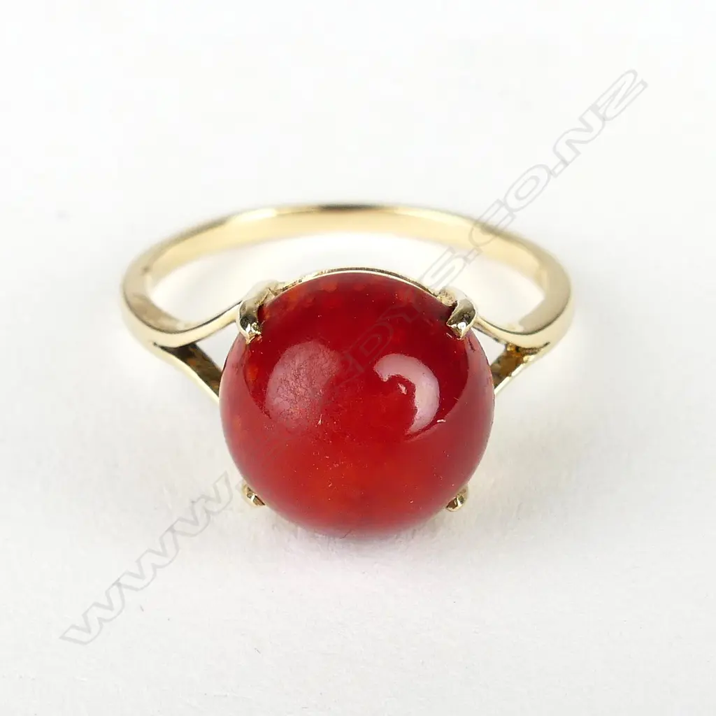 A 14ct. yellow gold and red coral dress ring Image 1++