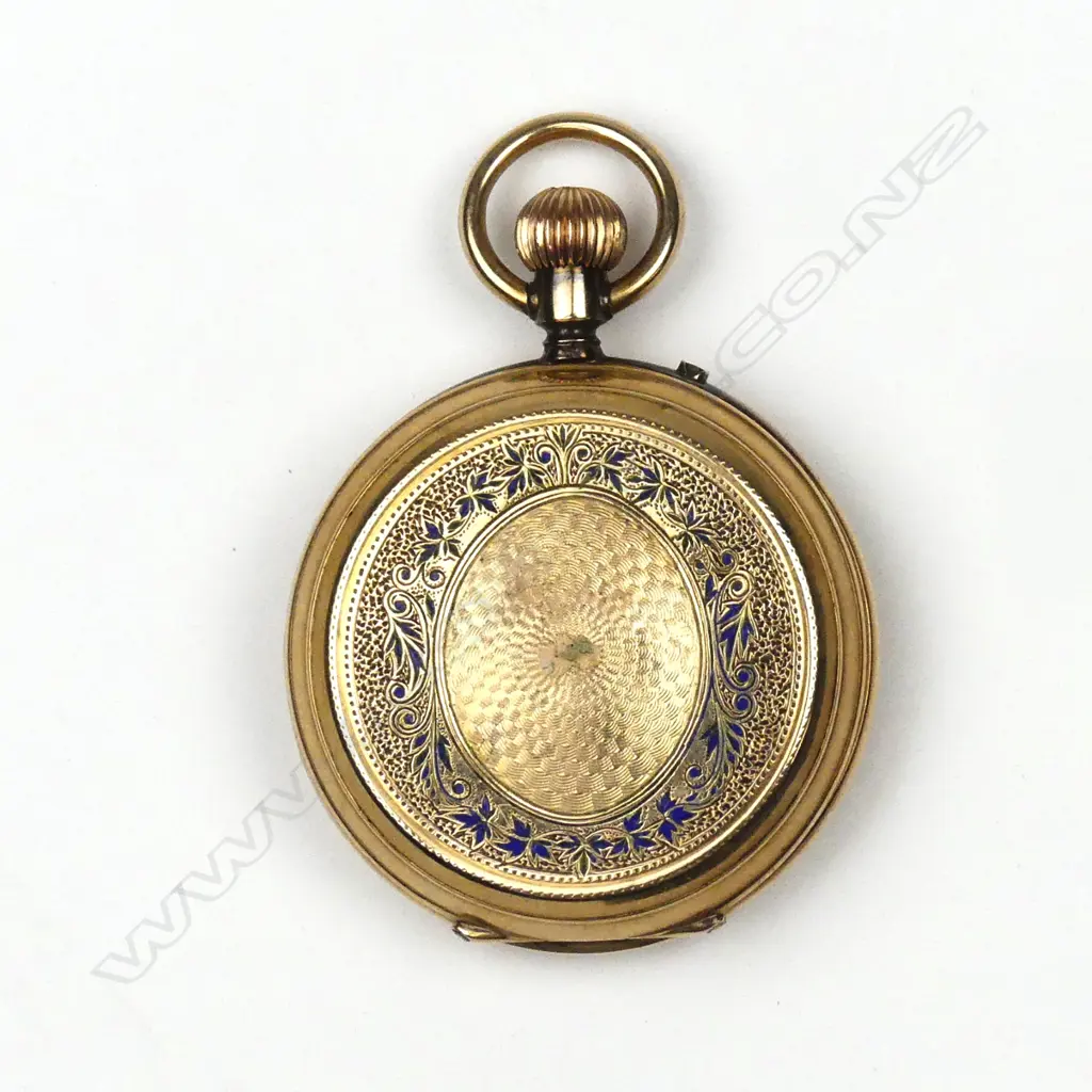 An early 20thC 14ct. yellow gold and enamelled lady's hunter pocket watch Image 1++