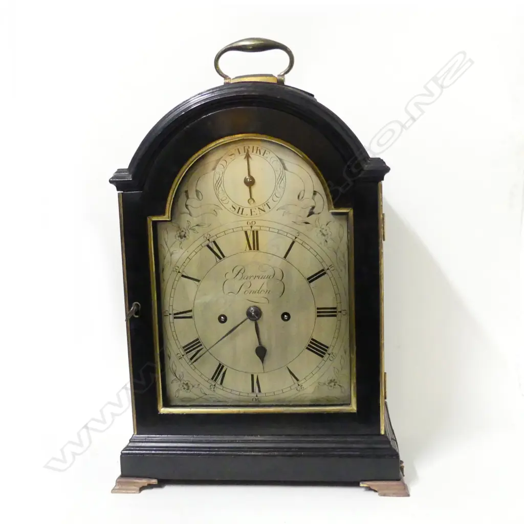 A Georgian bracket clock by Barraud of London Image 1++