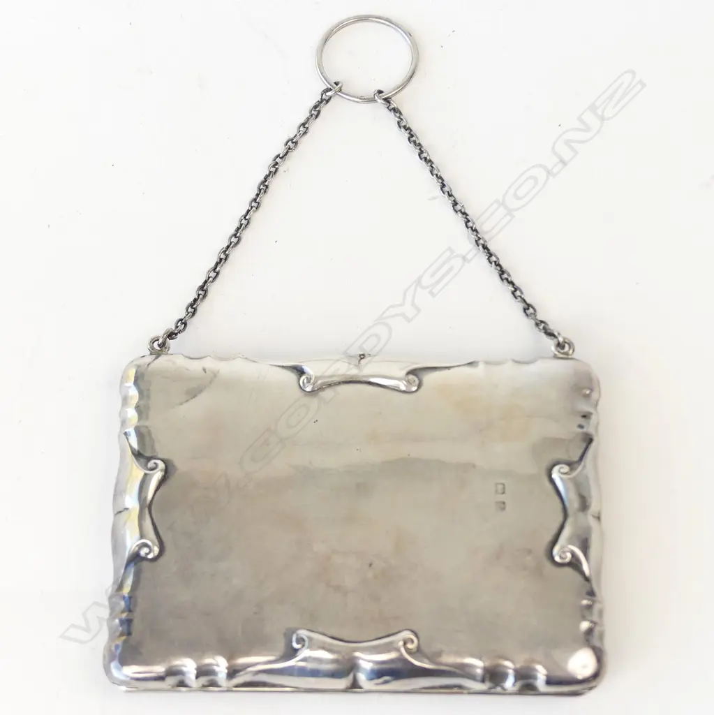 A George V silver lady's card case Image 1++