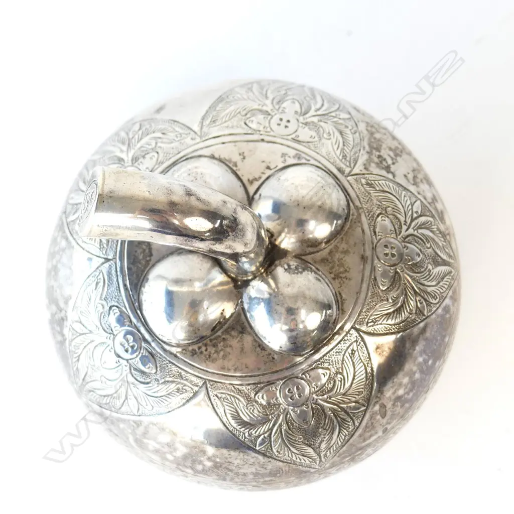 An Arabian silver small box Image 1++